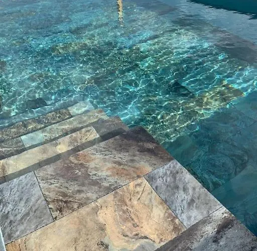 Sud De La France Avec Piscine Privée * Les Fumades-Les Bains