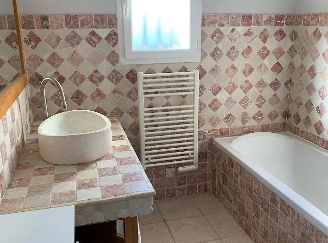 Sud De La France Avec Piscine Privée * Les Fumades-Les Bains